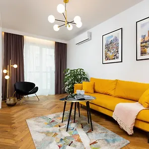 Sienna 65 Premium With Parking In By Renters Prestige Warszawa